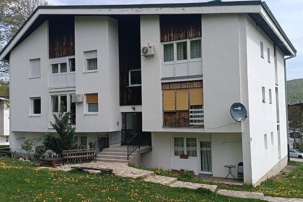 Plitvička Jezera Plitvice Green Apartment מראה חיצוני תמונה